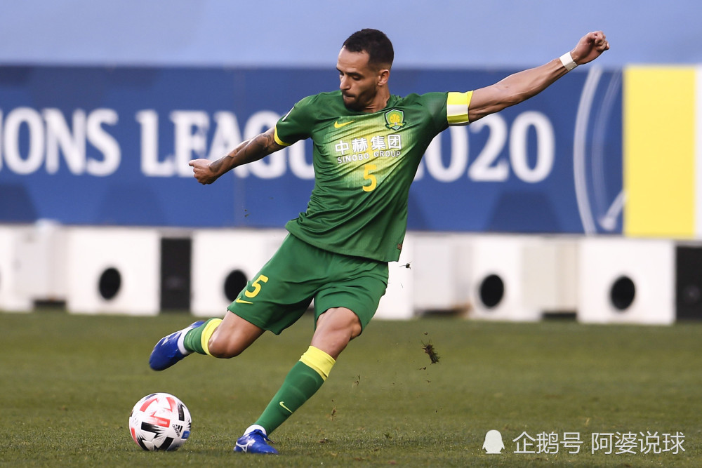 赛后巴塞罗那备战亚冠，官宣签约细节曝光，态度坚定，临场指挥获称赞(国足12不敌叙利亚)